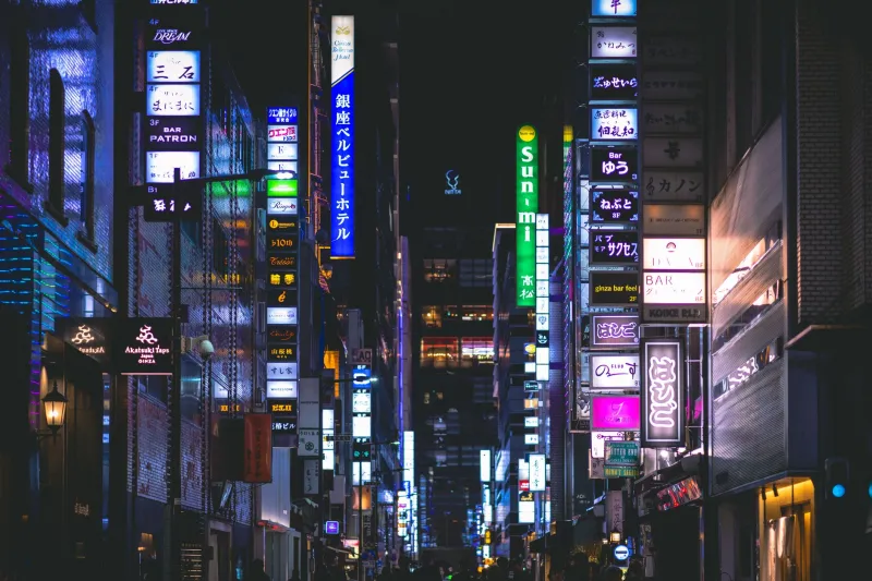 Your Complete First-Timer's Playbook for Ikebukuro's Atlantis-Themed Nightlife
