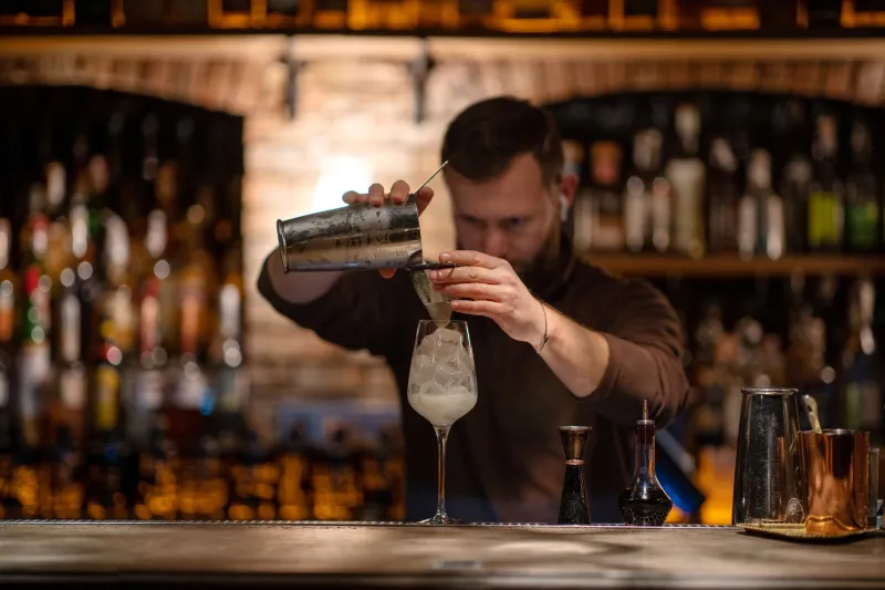 The Bartender as Storyteller: Inside the Ancient Art of Myth-Driven Mixology at Atlantis Ikebukuro